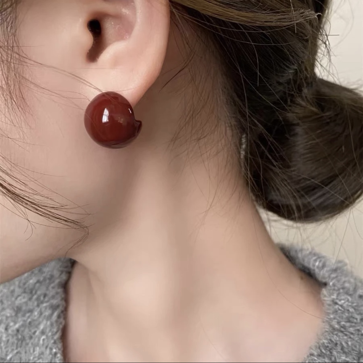 铜合金耳饰 叁拾 法式复古车厘子红显白开口圆球耳钉