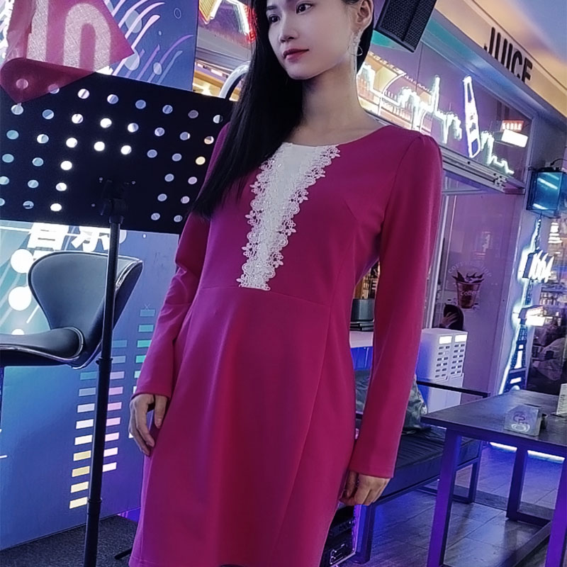 秋冬女装长袖连衣裙法式显瘦修身款中长裙小香风高端气质轻奢长裙