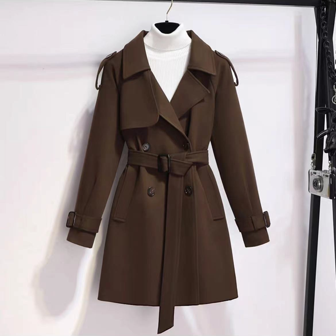 中长款呢子外套女2025新款秋冬高级感正肩风衣系带收腰超好看大衣