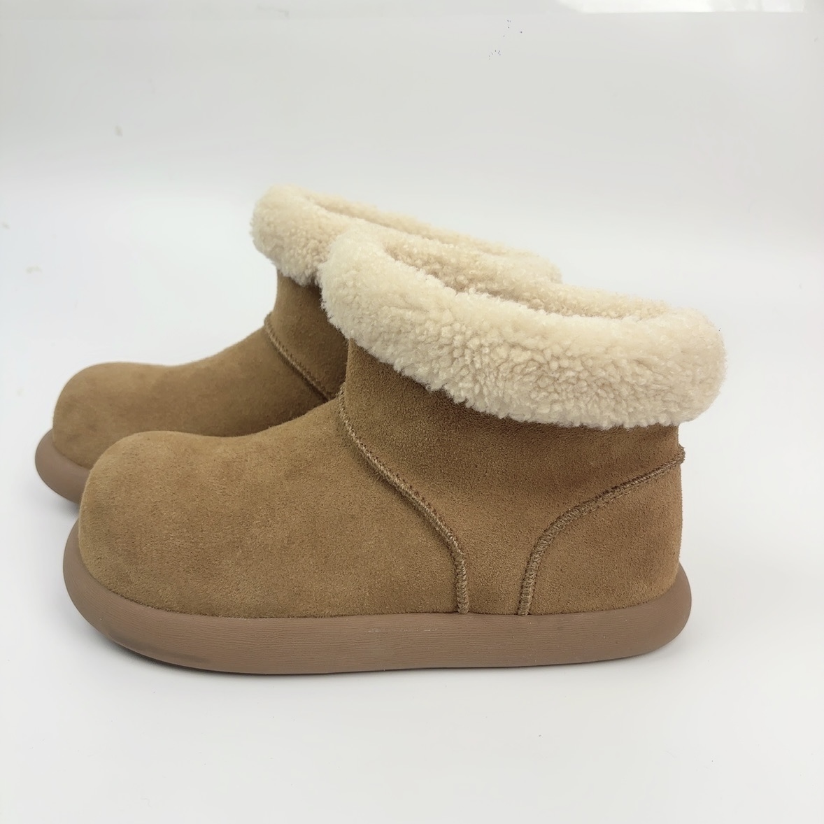 uoo【专属】2024冬季新款大土豆保暖加绒女款中筒简约保暖雪地靴