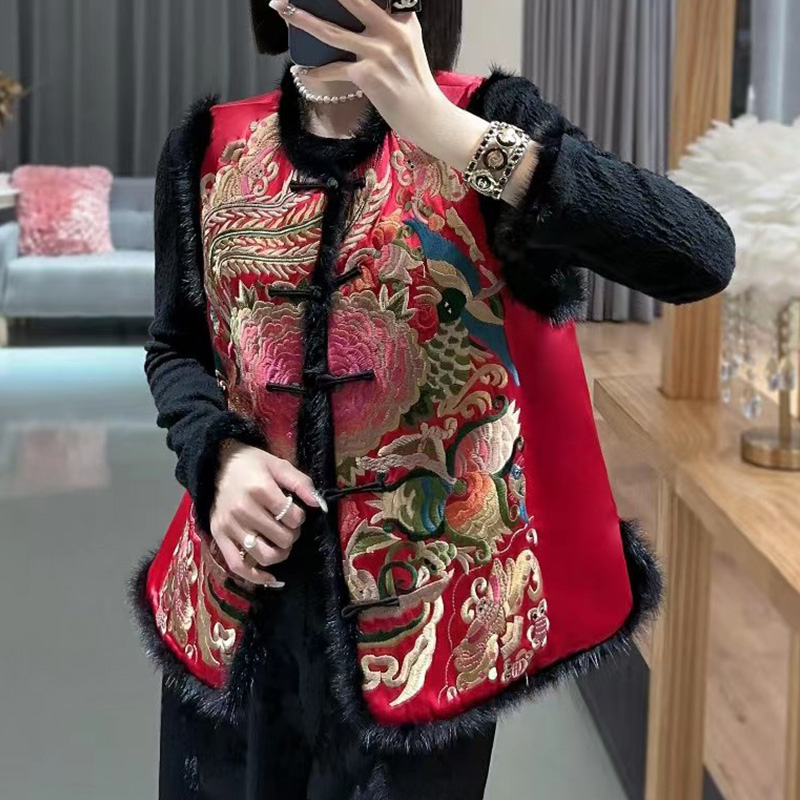中式盘扣重工刺绣加棉马甲秋冬款妈妈装时尚气质国风加厚复古坎肩