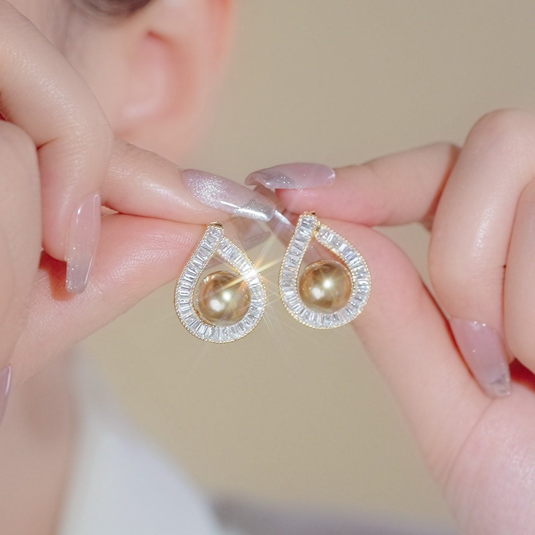 铜合金耳饰 YWW1307轻奢水滴小巧小众耳钉精致简约百搭饰品气质