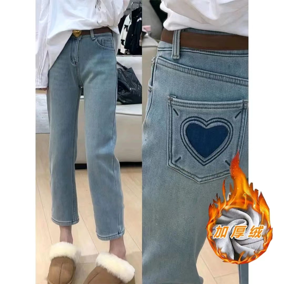 韩版浅色烟管裤春秋爱心直筒牛仔裤新款高腰显瘦女士小个子爆款