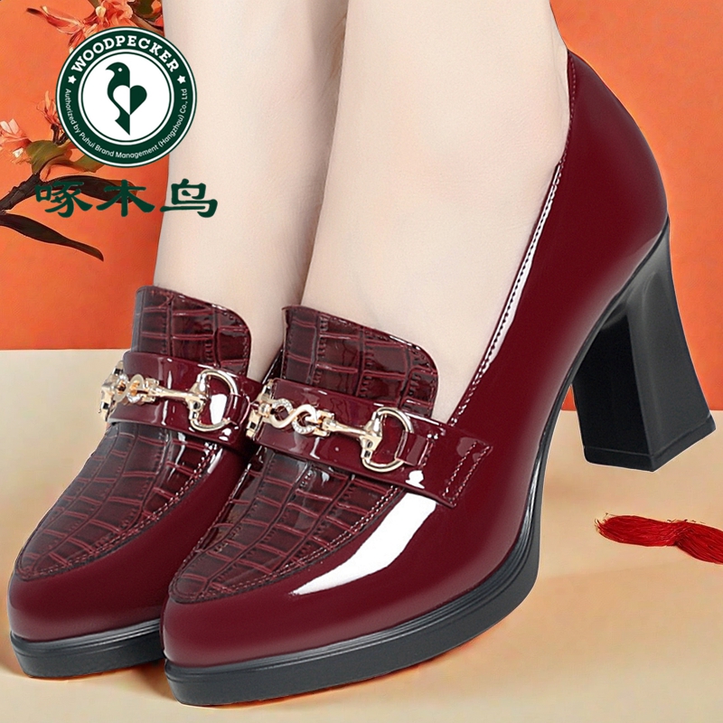 啄木鸟漆皮正品走秀单鞋春秋新款软底高跟鞋粗跟防水台厚底妈妈鞋