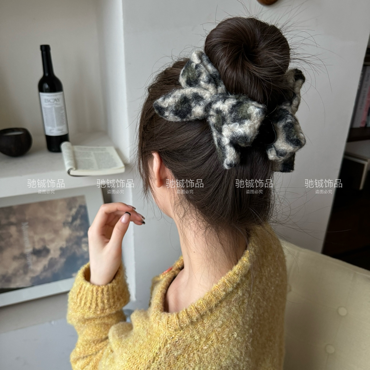 温柔秋冬～卷卷毛豹纹蝴蝶丸子头抓夹韩系氛围感显脸小鲨鱼夹发饰