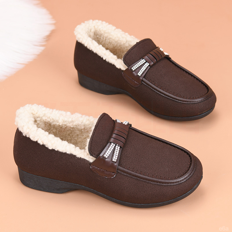 老北京加绒妈妈鞋中老年休闲新款棉鞋女保暖冬季软底防滑棉鞋