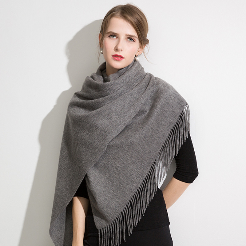 韩版羊毛围巾女大披肩秋冬季保暖两用加厚保暖高档双面纯色百搭
