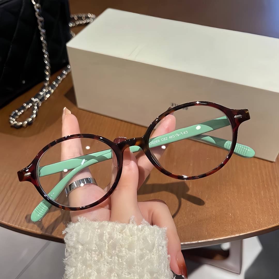 新款复古椭圆形书呆子近视眼镜超轻防蓝光素颜百搭早八黑框平光镜