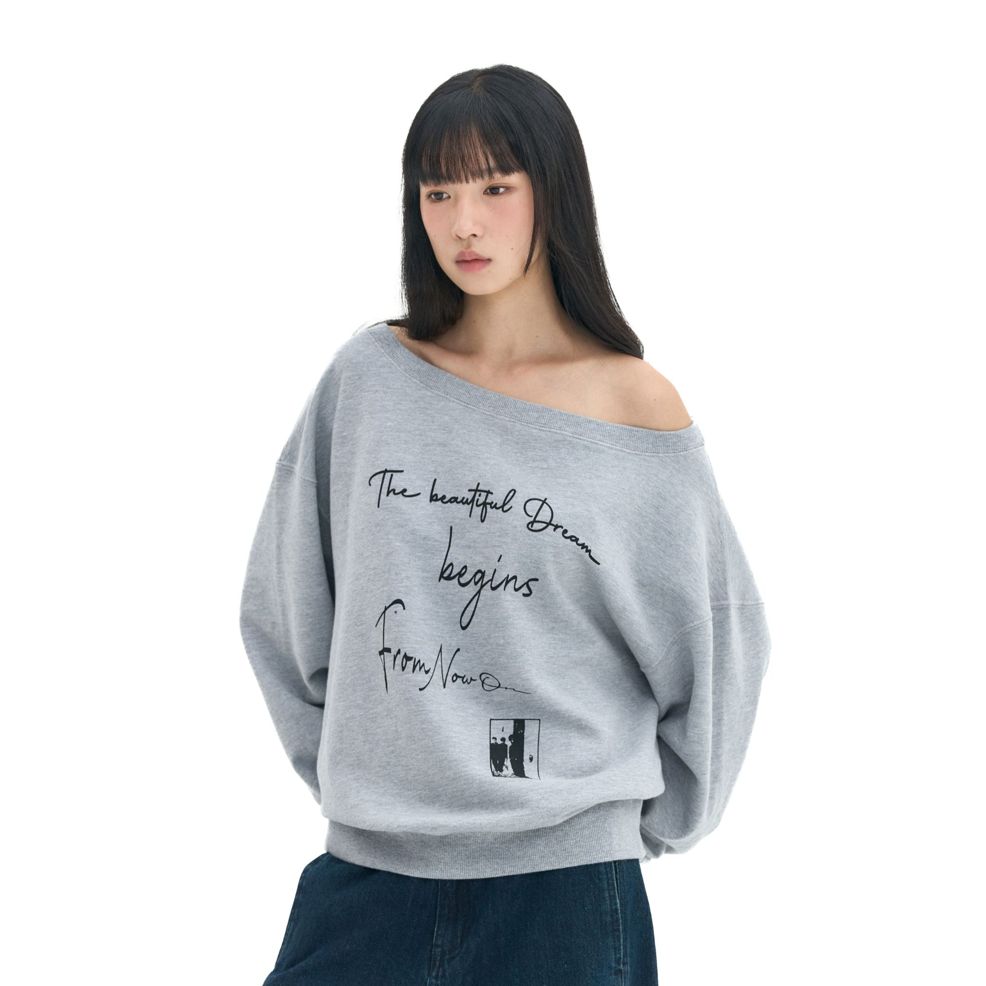 Archivum 宽松舒适一字肩斜肩堆叠两穿卫衣复古标语字母休闲女秋