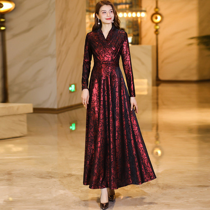 香衣丽华秋季新款长袖V领长款过膝大摆连衣裙修身显瘦气质长裙