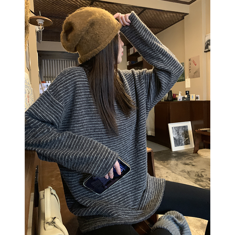 VUMP海盐奥利奥2.0 慵懒风磨毛绒加厚条纹长袖T恤女秋冬宽松打底