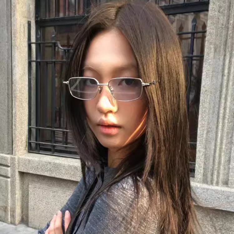 柳智敏同款gm蓝色2025新款小框窄框方形有色太阳眼镜高级感美式