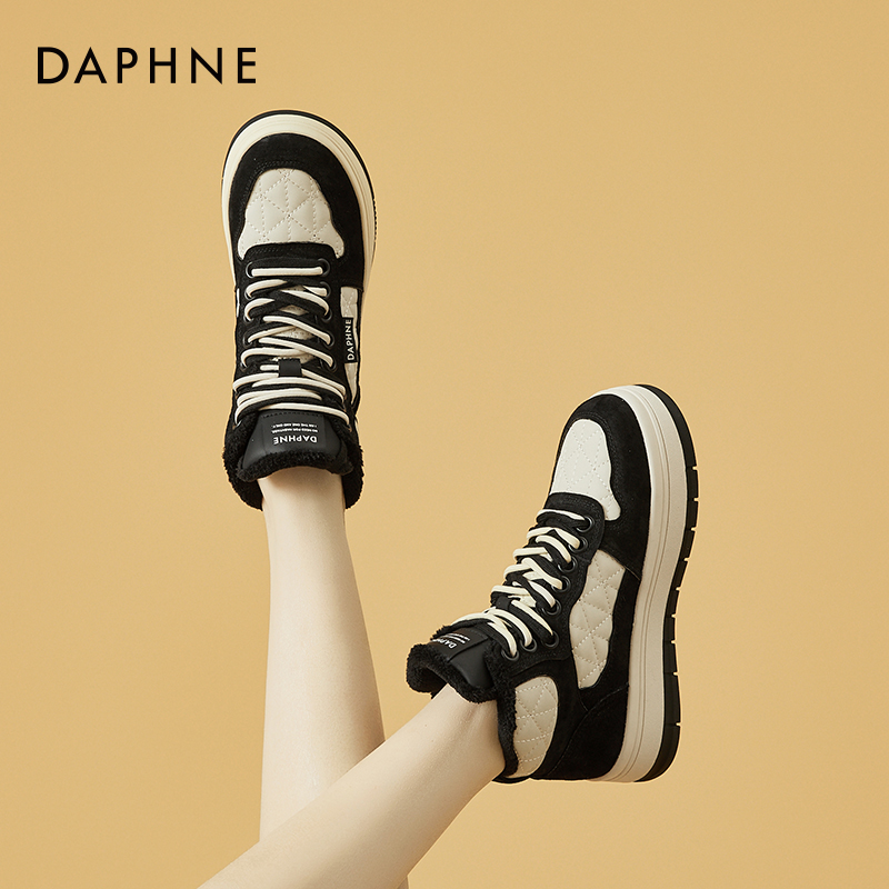 达芙妮真皮雪地靴2025秋冬季新款加绒棉鞋运动鞋百搭熊猫高帮鞋女