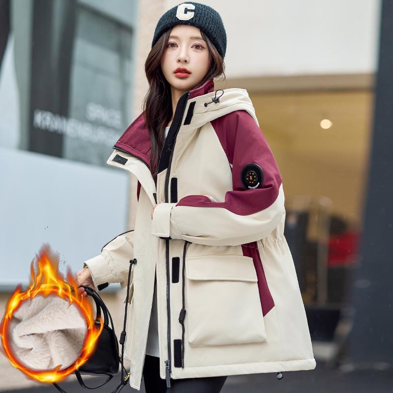 2025秋冬新款女士夹棉加厚拼色连帽派克服时髦洋气加厚冲锋衣外套
