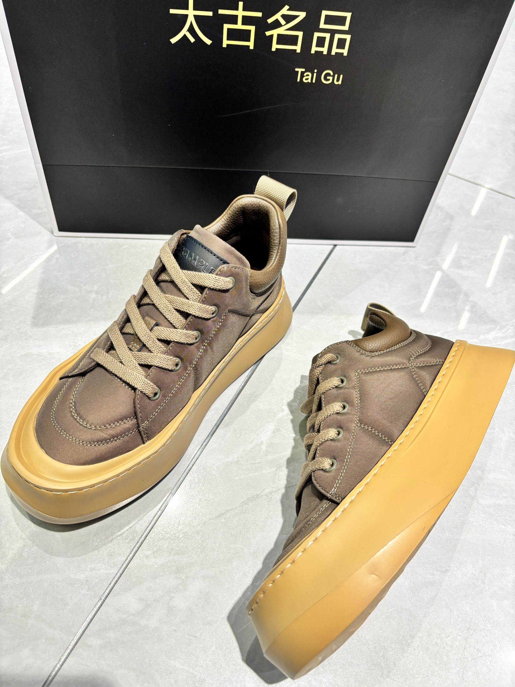 GA男士休闲时尚板鞋经典百搭秋冬