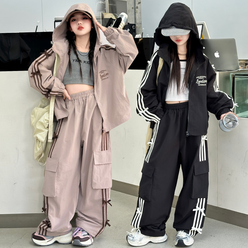 女童套装春季2025新款儿童洋气春秋款外套女孩运动休闲工装两件套