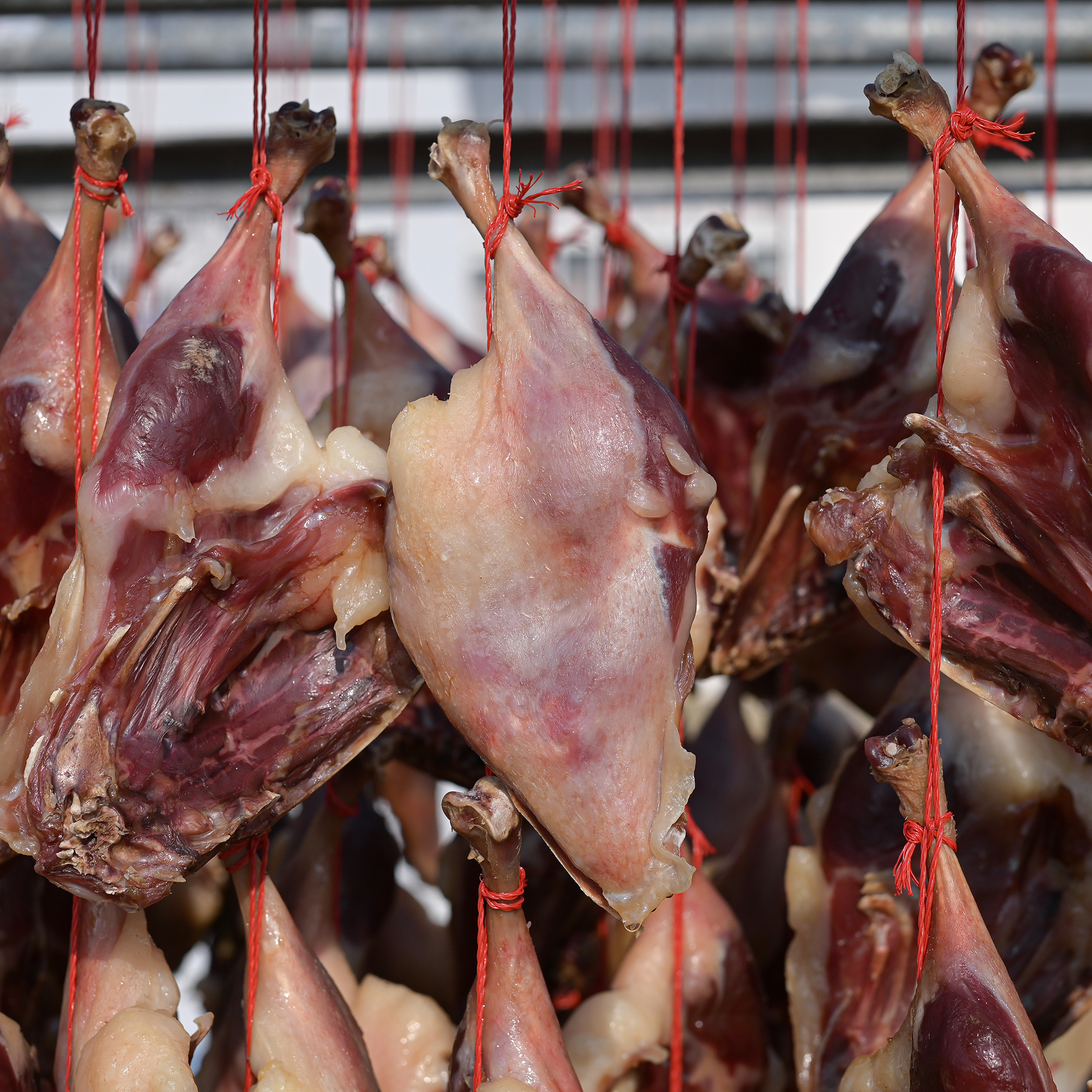 安徽特产风干鸭腿咸肉腊肉真空包装咸香入味营养农家美食下酒下饭