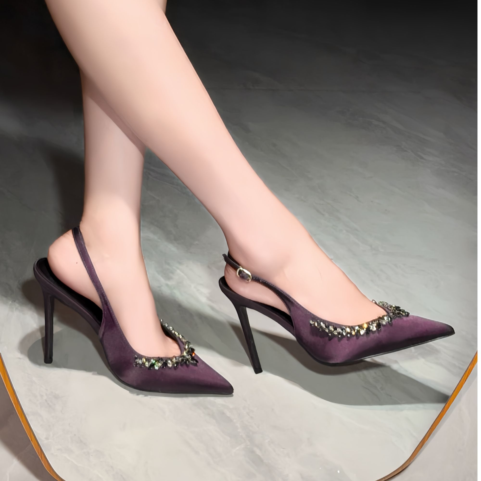2025新款包头浅口水钻紫色绸缎一字扣带凉鞋女性感尖头细跟高跟鞋