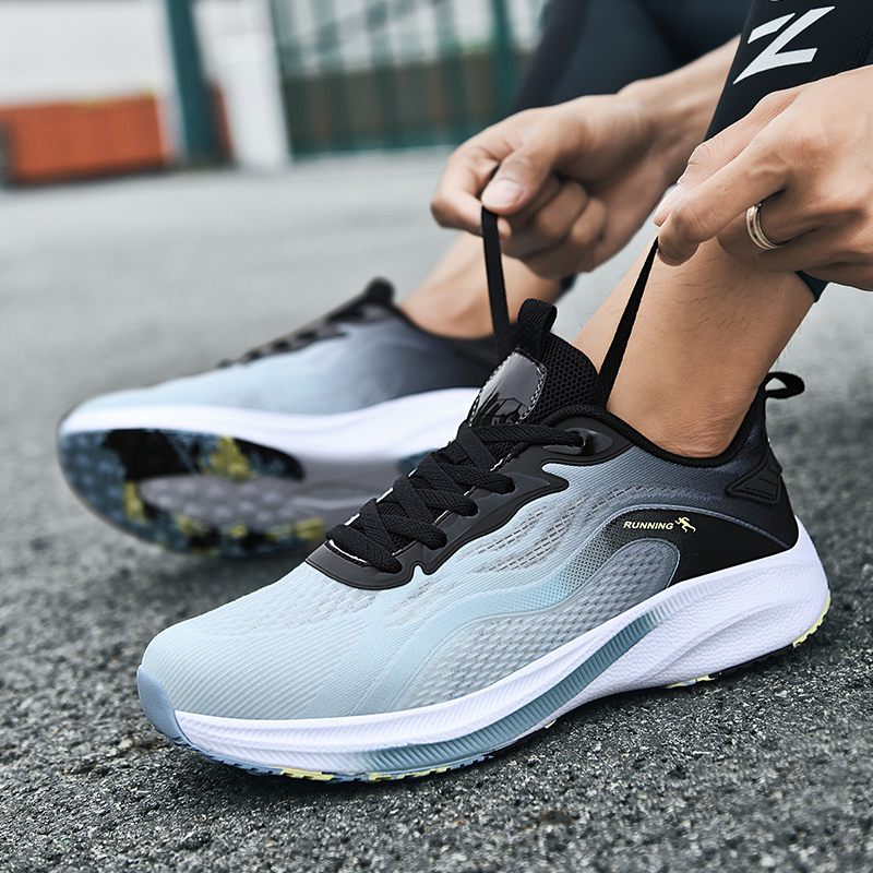 大码男鞋45舒适透气运动鞋46减震加肥47软弹轻便中考潮男跑步鞋48
