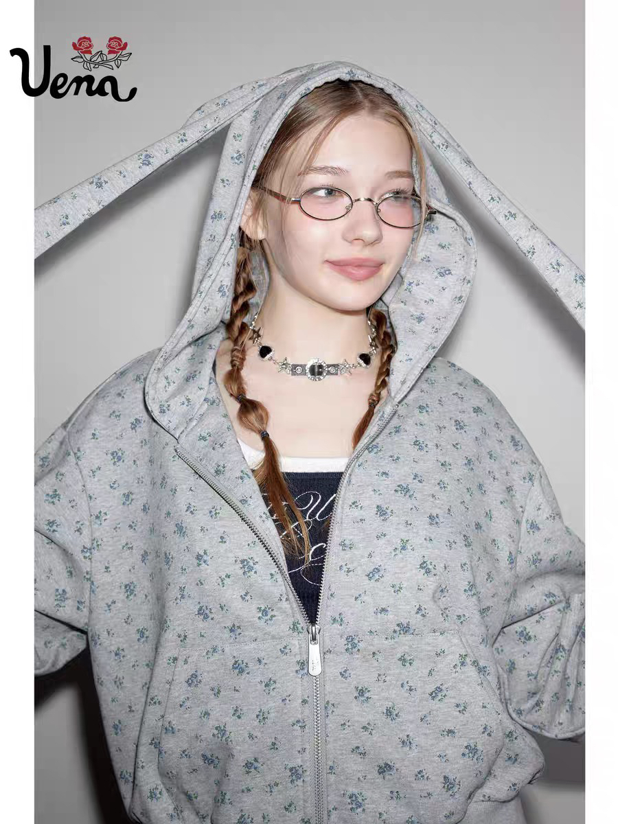 玉兔花事Uena虞书欣同款碎花兔耳朵连帽开衫卫衣香蕉裤千金风穿搭