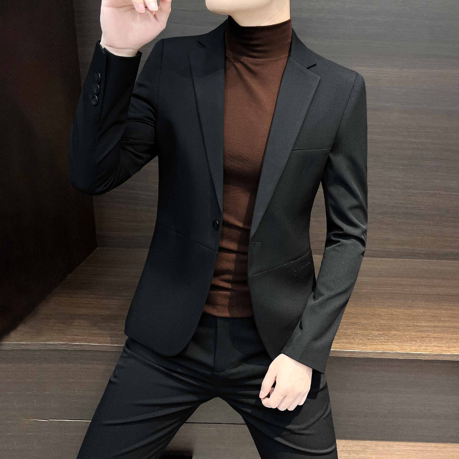 刺绣休闲西装外套男款秋冬痞帅高级感男装修身商务正装男士小西服