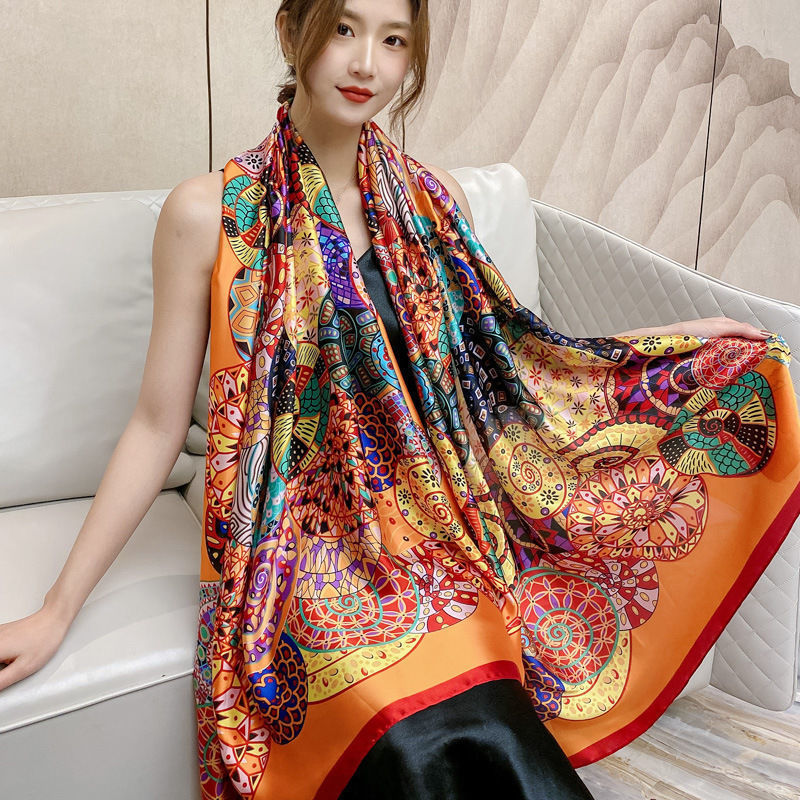 防晒丝巾女春夏季韩版新款花卉印花夏天时尚女士长款披肩