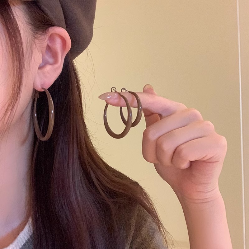铜合金耳饰 复古美拉德素圈耳环女秋冬雅丹风时尚显脸小耳圈耳钉