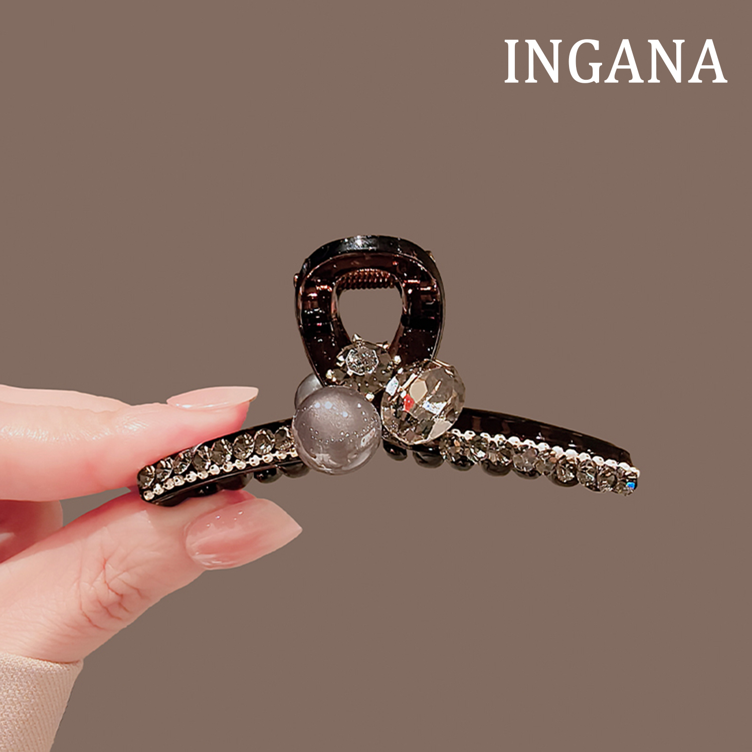 韩国高级感水钻珍珠中号抓夹女时尚百搭后脑勺盘发鲨鱼夹简约头饰