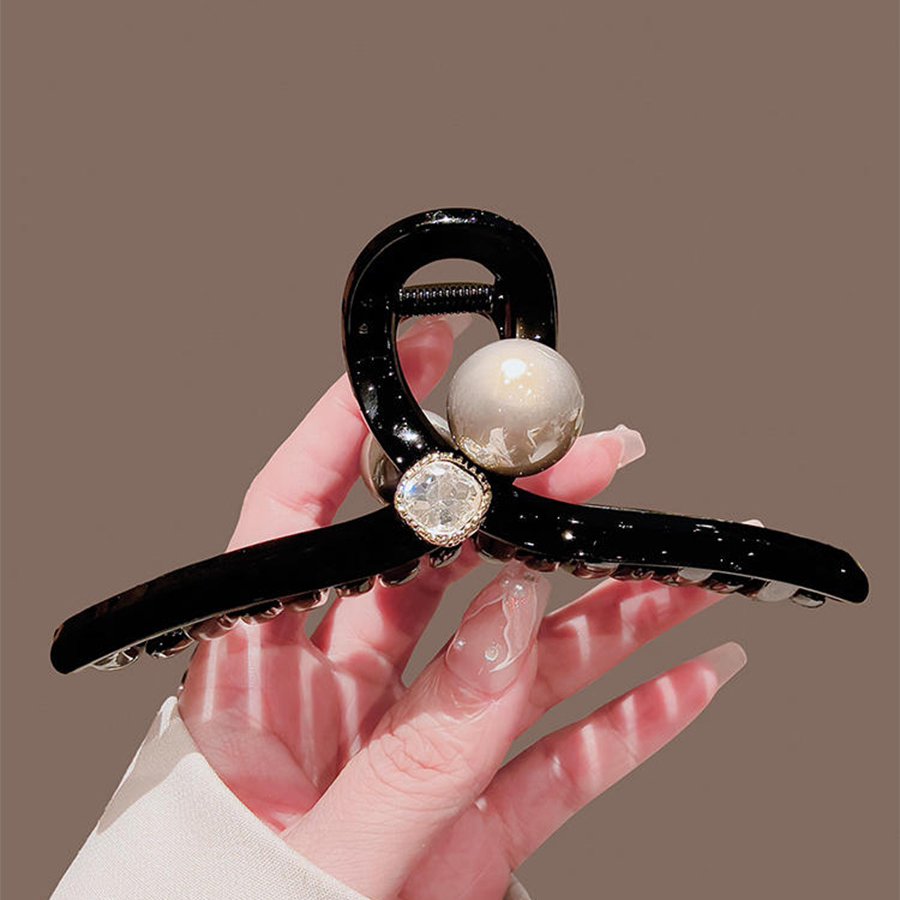 高端闪钻珍珠抓夹女后脑勺大号发夹2024夏天新款鲨鱼夹高级感发饰