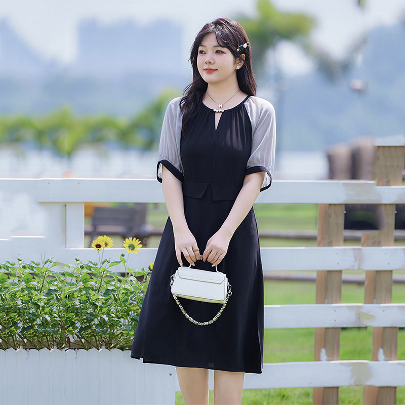 夏装新款法式气质收腰A字长裙遮肉短袖高级感显瘦大码胖MM连衣裙