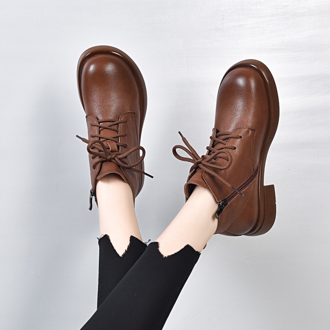 百搭真皮女款靴子100%纯牛皮软底马丁靴头层牛皮低跟短靴秋冬女靴