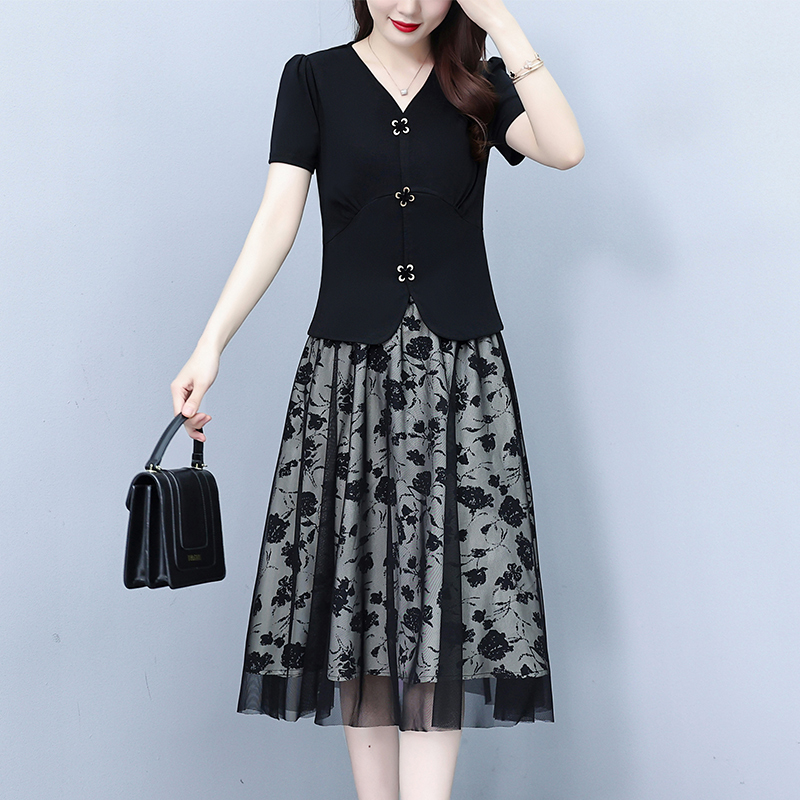 高级感时尚套装大码女装2025夏季新款修身显瘦洋气上衣+半身裙子