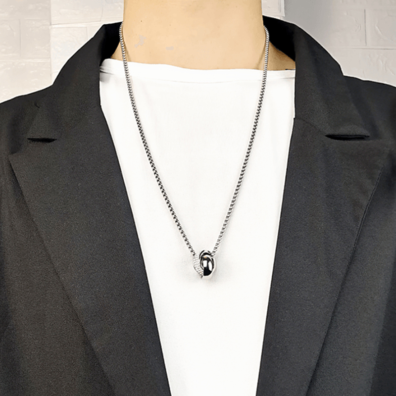 新款时尚轻奢星环吊坠情侣项链追光者小众百搭潮流颈链