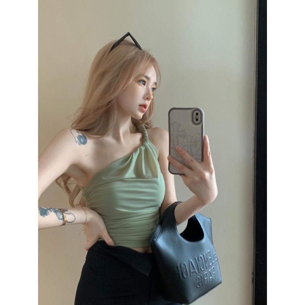 甜辣妹小众打纽斜肩网纱显瘦吊带背心女薄款内搭外穿修身短款上衣