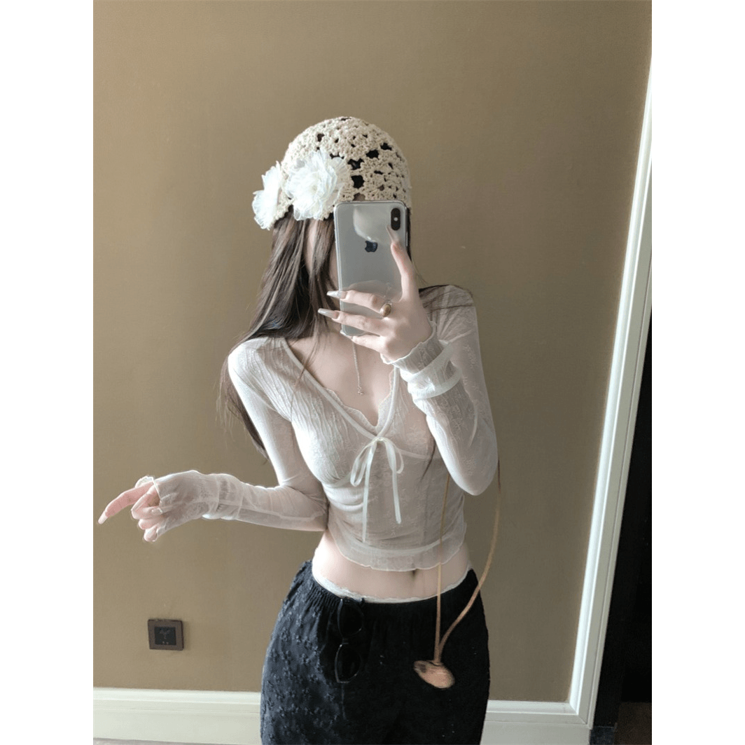 v领蝴蝶结薄款长袖T恤女早秋设计感蕾丝拼接辣妹性感修身短款上衣