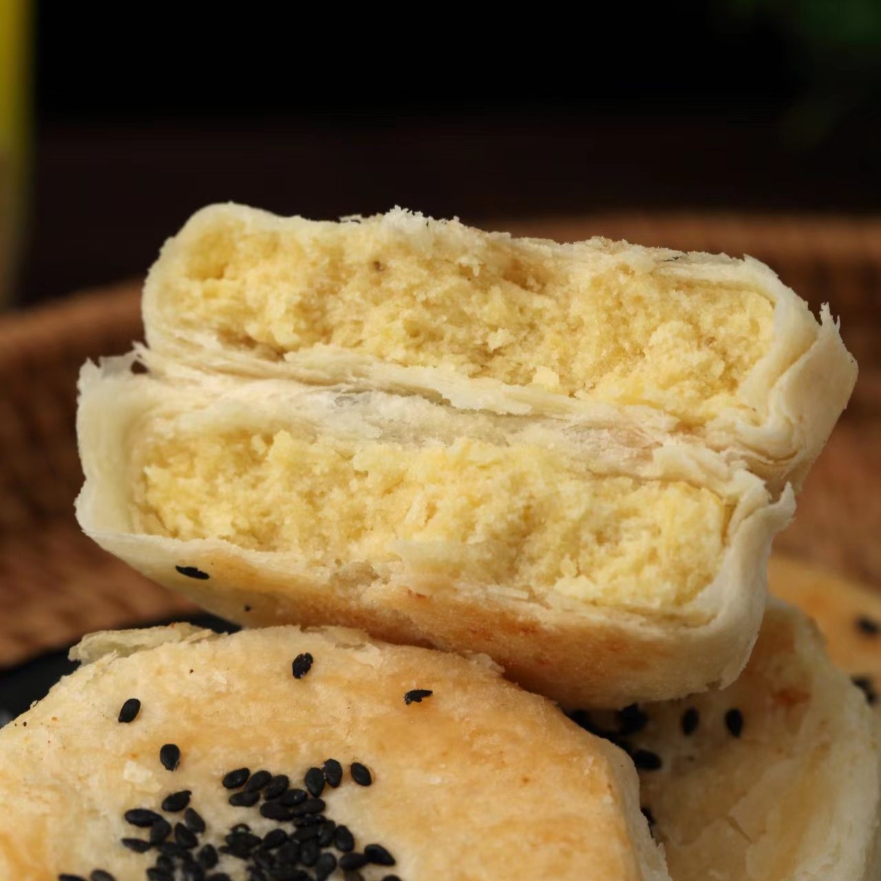 手工发货松软板栗饼板栗酥中式老式面包春游解馋晚上必备充饥食品