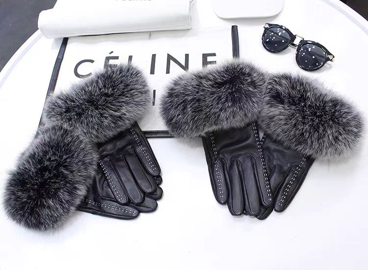 （大群推荐）2025时尚新款全指可触屏狐狸毛袖口手套