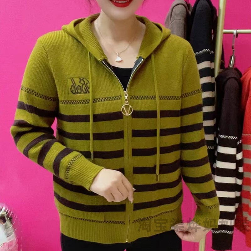 妈妈装条纹长袖针织帽衫女2024春秋新款大码宽松连帽薄款开衫外套