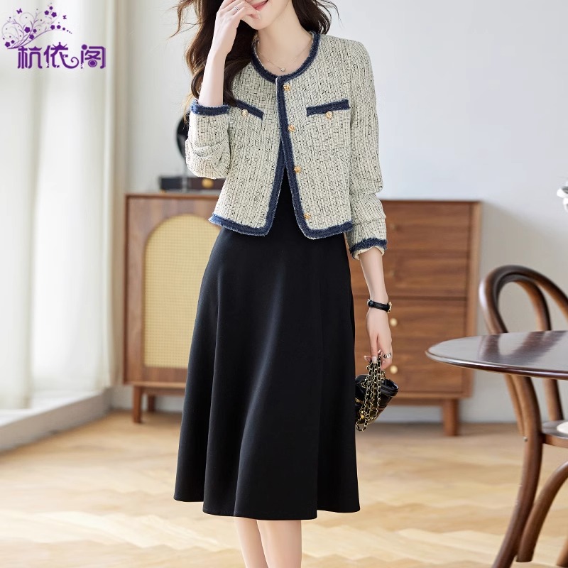 春秋小香风连衣裙套装2025新款轻奢高级感气质减龄高端精致连衣裙