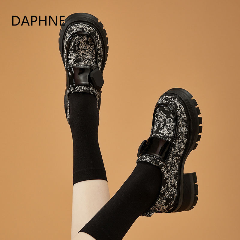 达芙妮新国风刺绣增高女鞋2025秋季乐福鞋女款爆款2025新款