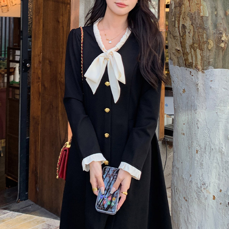 法式复古小香风蝴蝶结系带连衣裙女高级感收腰气质赫本小黑裙2339