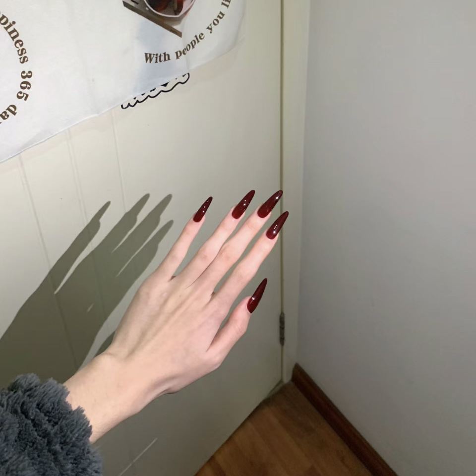 【2号纯色牛血红穿戴甲冰透显白手工美甲气质时尚酒红色新年美甲片