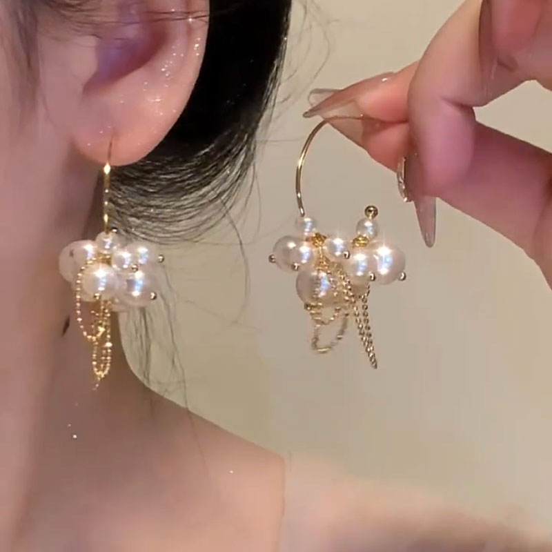 铜合金仿珍珠耳饰 春夏新款珠珠流苏耳圈气质简约百搭高级耳环女