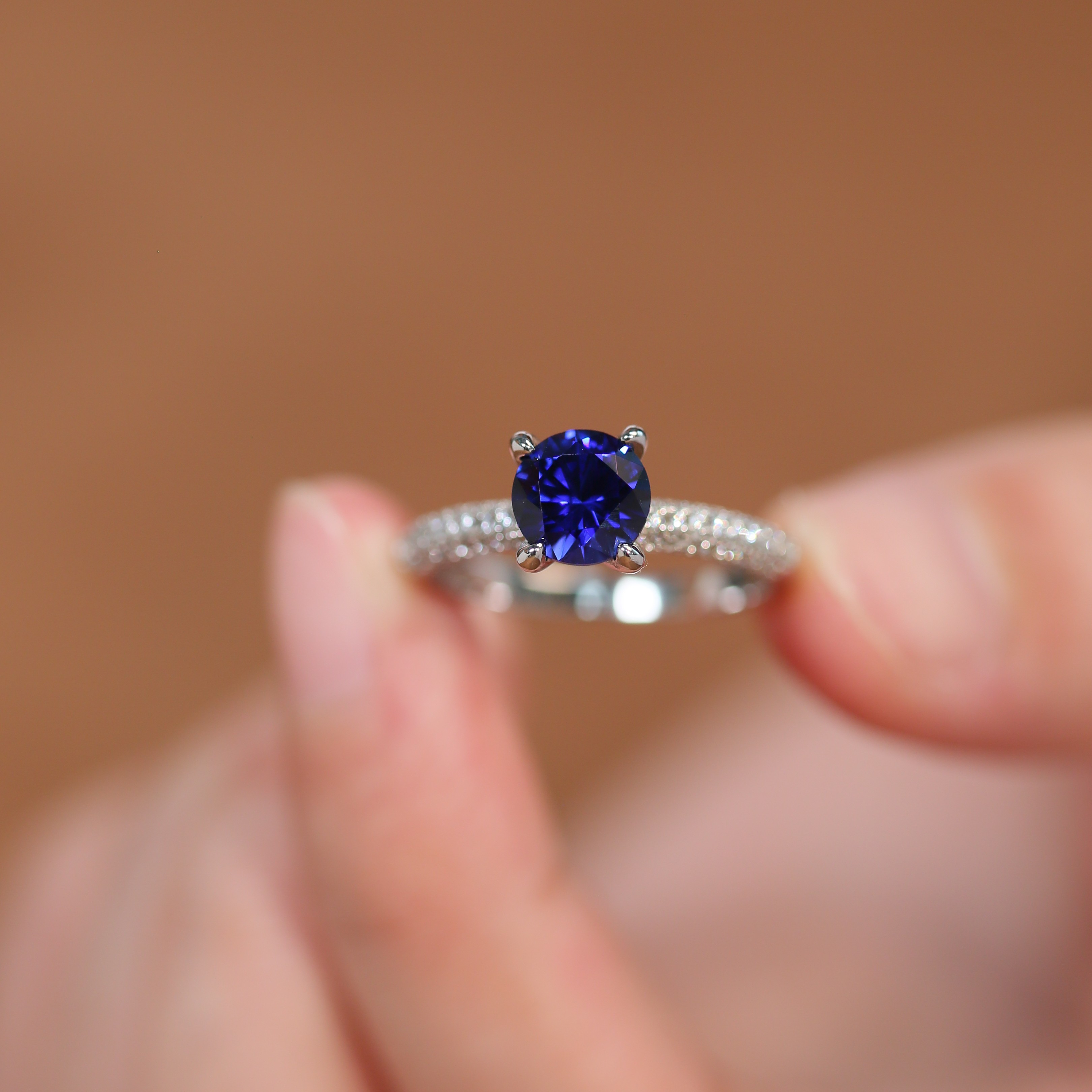 925银戒指 金 杰福【曙光】s925银1克拉人工镶嵌蓝宝时尚百搭戒指