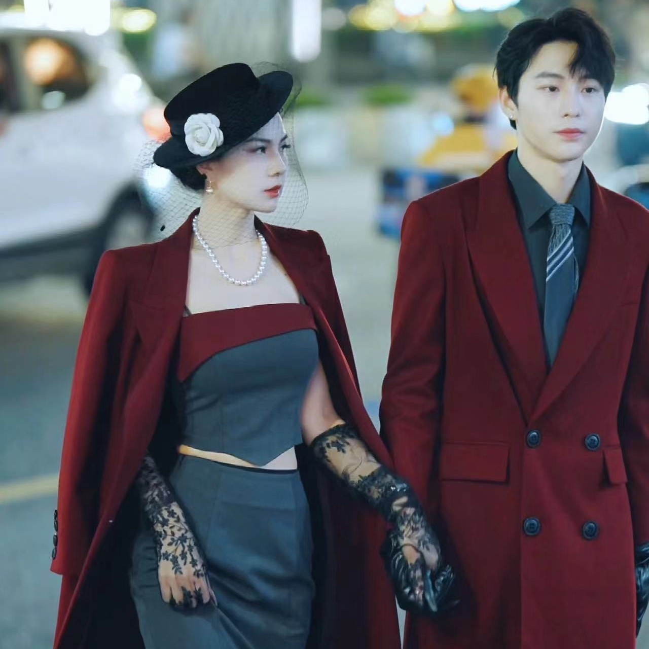 魏元高定/秋冬款气质修身酒红色女神款裹胸+裙裤风衣套装-0830