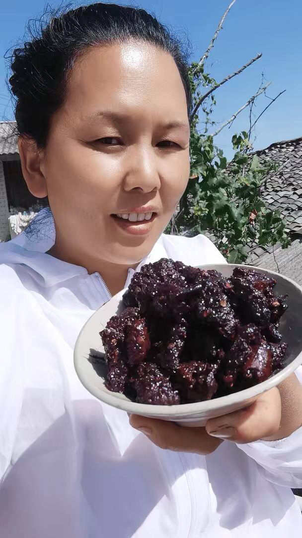 血辣子 云南富源十八连山特产 农家传统手工制作猪血辣子