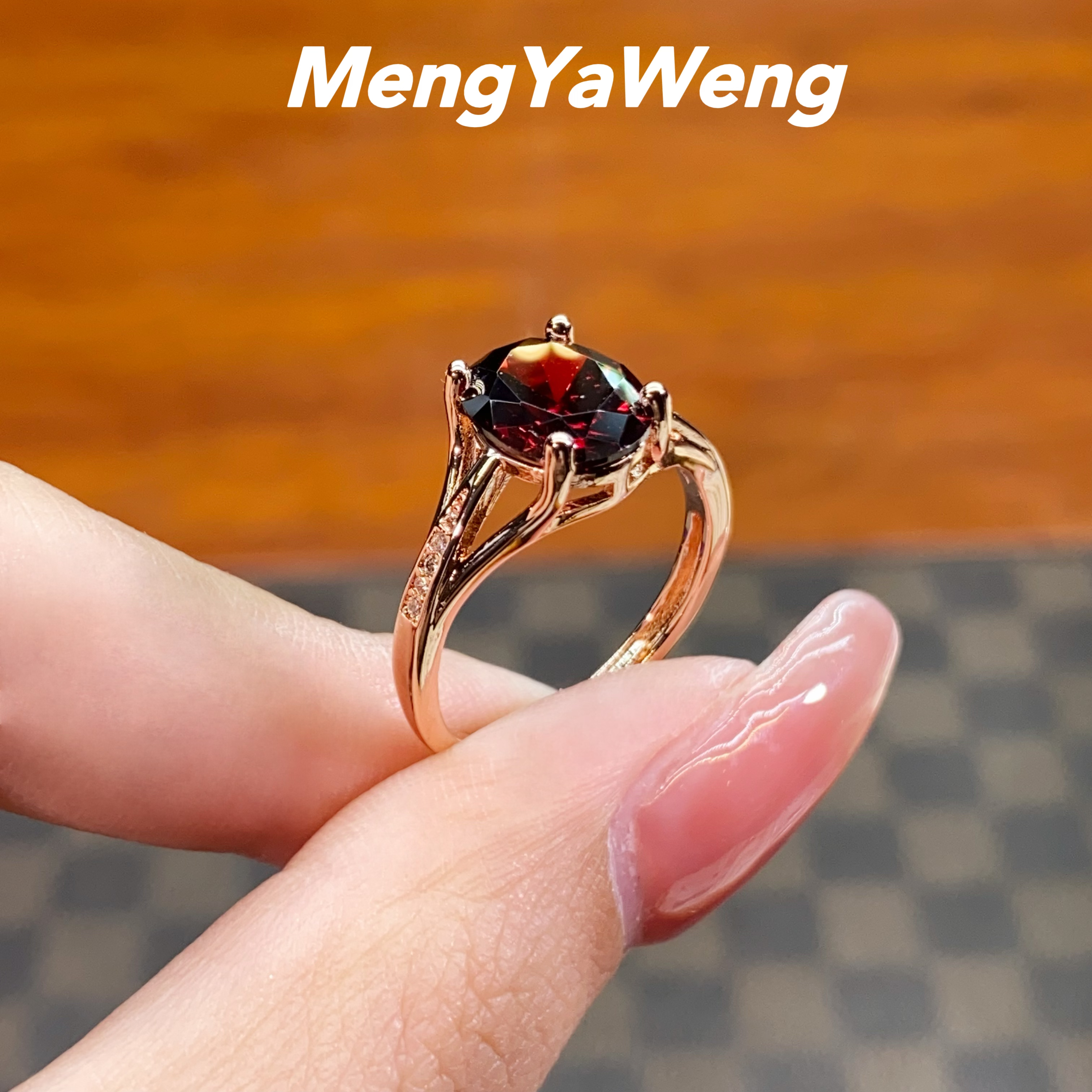 新品戒指 【霓虹】8X10mm石榴红色人工宝鸽子k3208可调节