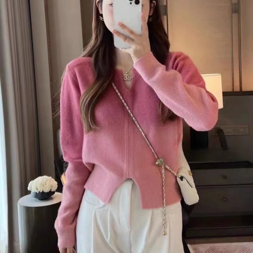 2024新款圆领渐变V领针织衫高级感显瘦百搭针织套头长袖上衣女