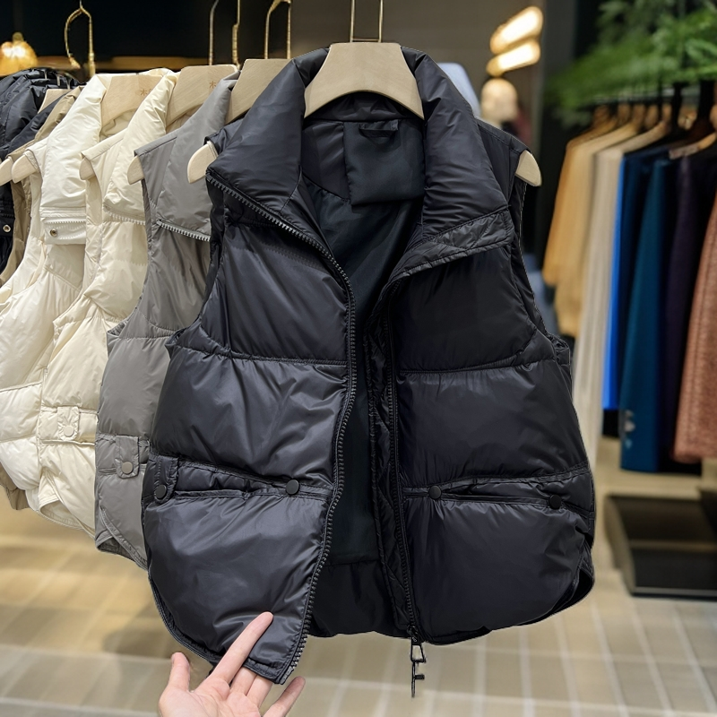 时尚棉马甲女背心秋冬款2025新款短款坎肩面包服棉马夹外套百搭