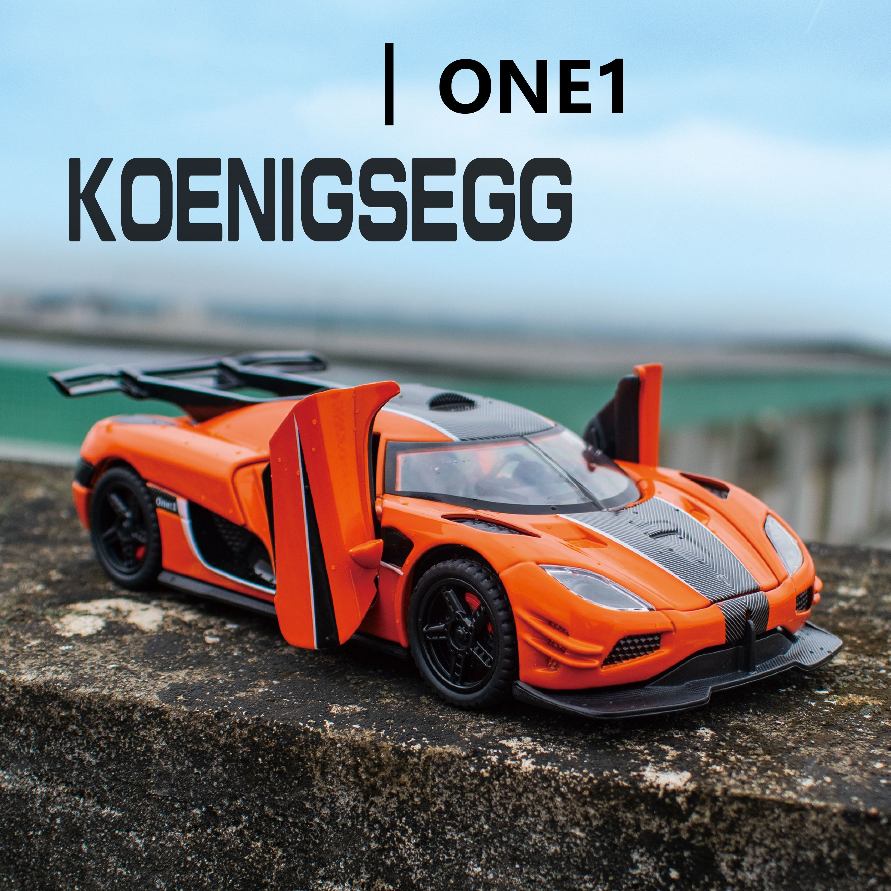 1:32柯尼塞格ONE合金豪华跑车回力声光儿童玩具仿真汽车模型摆件